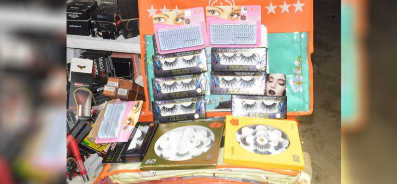 mis en avant faux cil